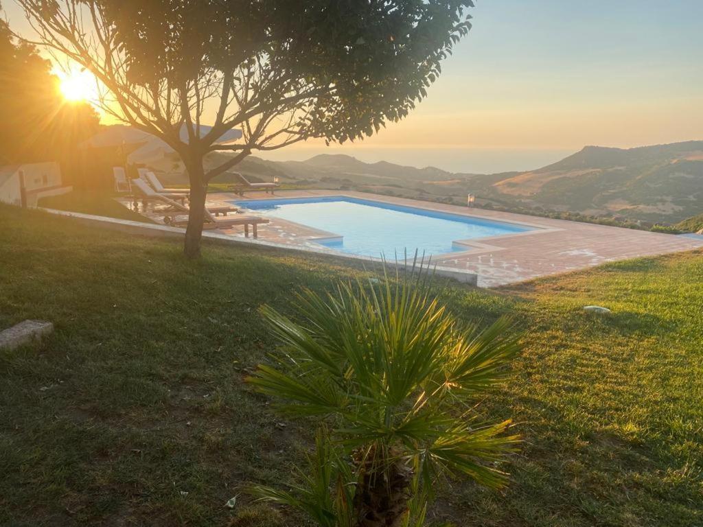 Tergu Villa Infinity מראה חיצוני תמונה
